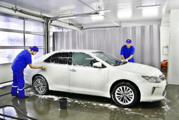 Автомойка в Печерском районе